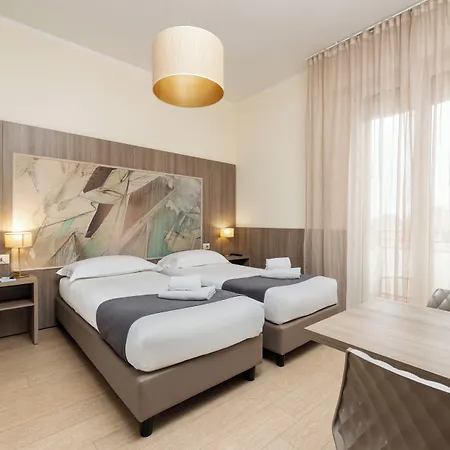 Maggiore Hotel Bolonia