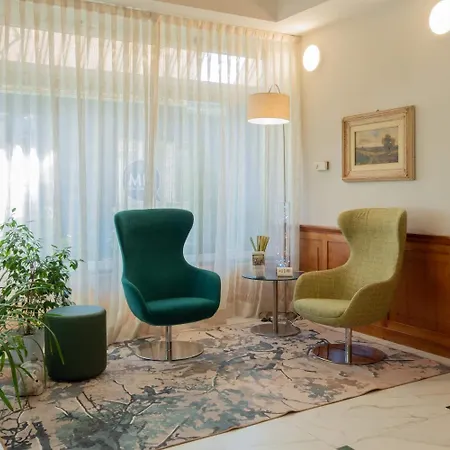 Hotel Maggiore 3*