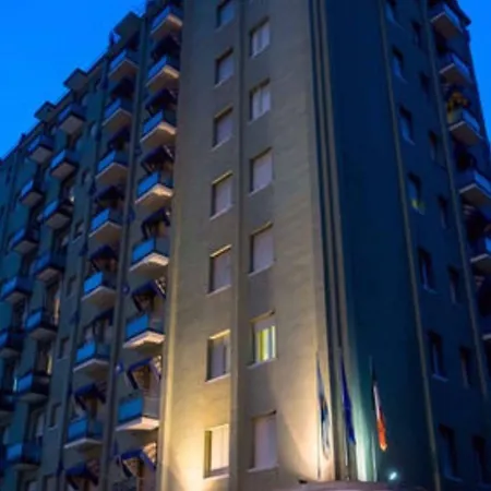 Hotel Maggiore 3*
